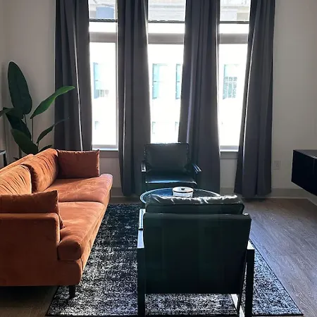 Downtown Philly, Luxury Condo